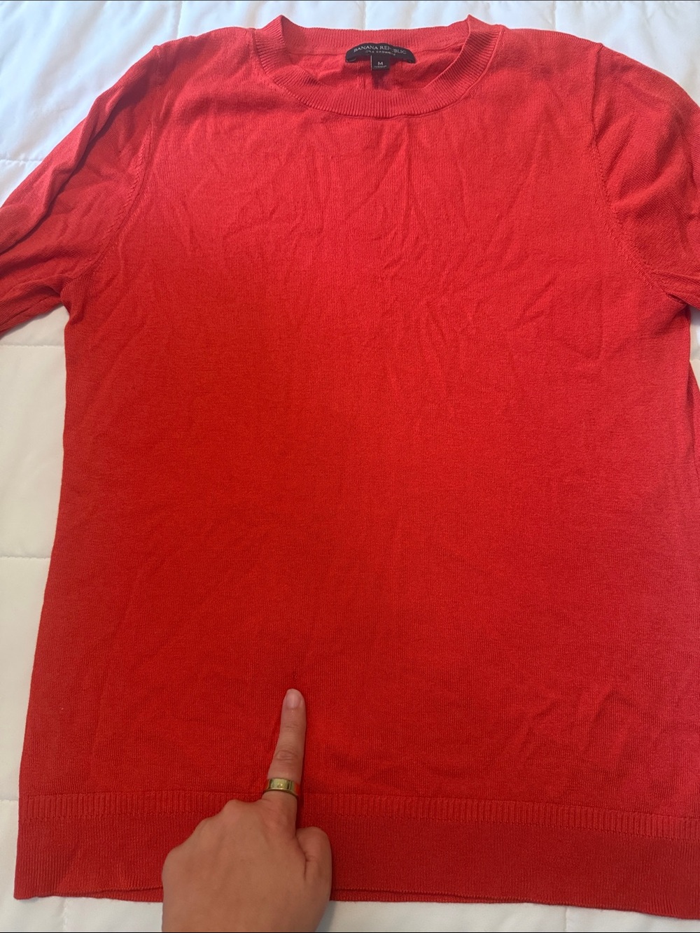 Banana Republic silk cashmere crewneck sweater- flawed - Picture 7 of 7